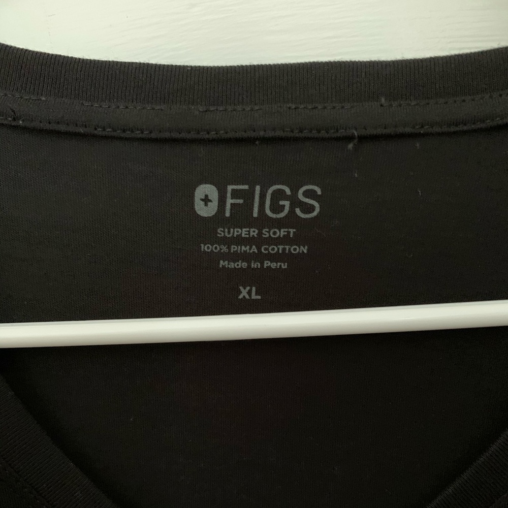T shirt | figs